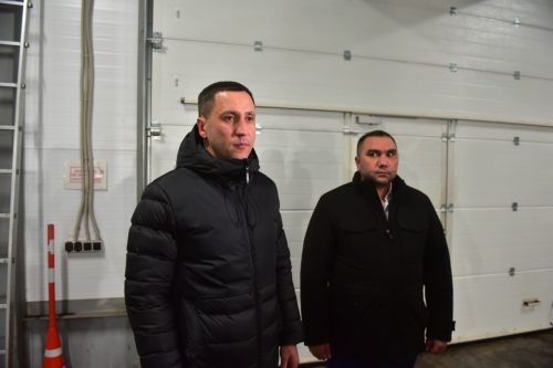 Чаллыда җитәкче иртүк автобусларны тикшерде