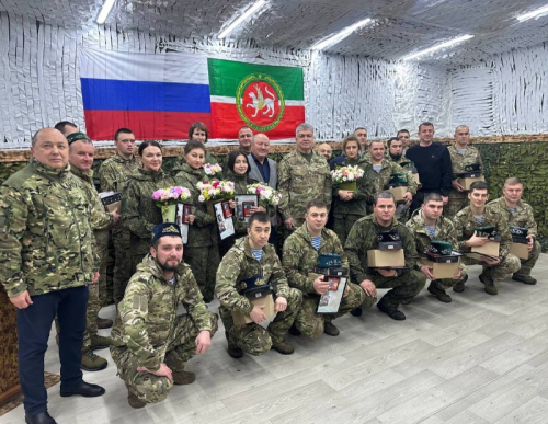 Чаллы мэры Наил Мәһдиев: «Десантчыларны котладык, 3 автомобиль тапшырдык»