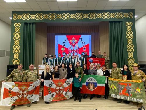 Чаллының лицей-интернат укучылары хәрбиләргә булыша