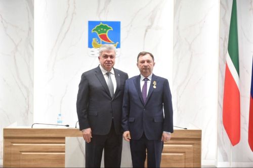 Чаллыда дүрт кеше Оборона министрлыгы бүләген алды