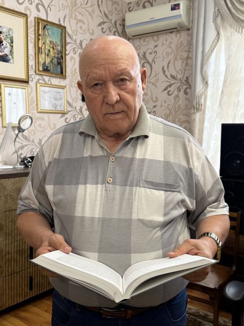 Психотерапевт Фарис Галлямов: «Мин сөйләгән вакытта кешенең күңеле болгана башлый»