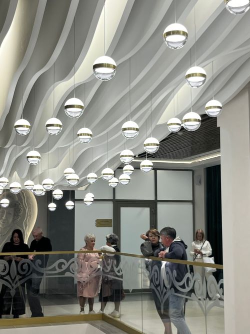 Сара Садыйкова исемендәге концерт залы тамашачыларны кабул итә башлады. Фоторепортаж.