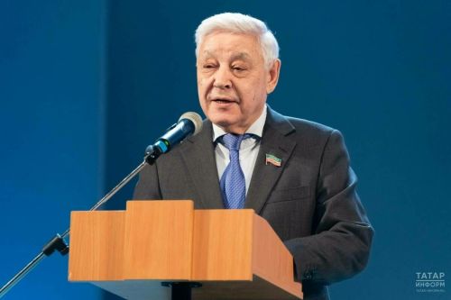Мөхәммәтшин: Туган тел укытучысы – ул милләтнең киләчәгенә нигез салучы