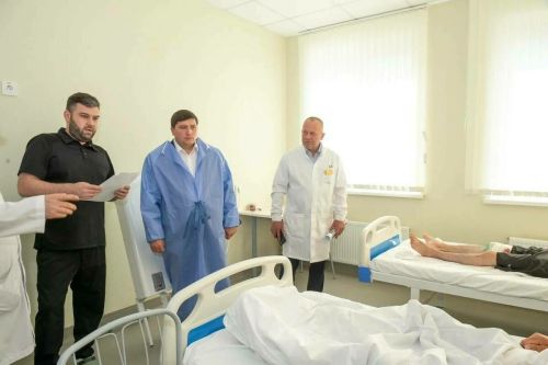 Радмир Беляев Түбән Камага пилотсыз очкыч һөҗүме вакытында зыян күргәннәрнең  хәлен белде