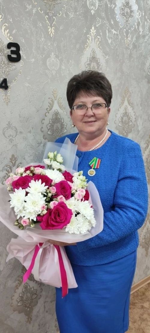 Мәдинә Мөхәммәтҗанова: «Кайчак үземә печән дә чабарга туры килә»