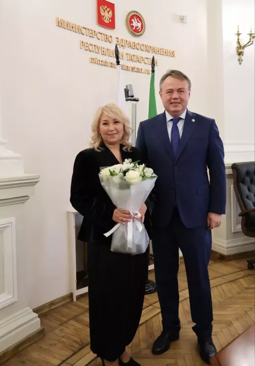 Чаллы табибына дәрәҗәле исем бирелде