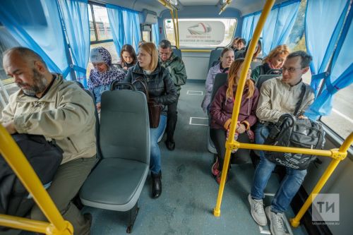 Роспотребнадзор пик вакытында җәмәгать транспортында йөрмәскә кушты