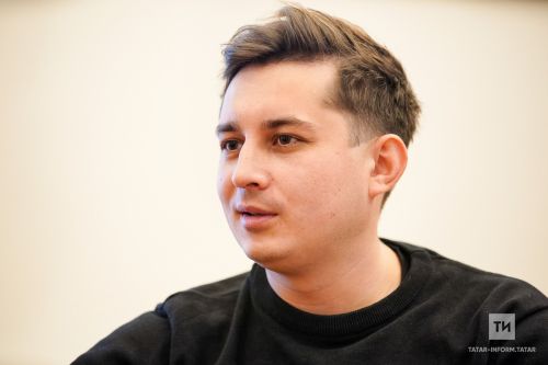 Чаллыга күренекле режиссер Айдар Җаббаров килә