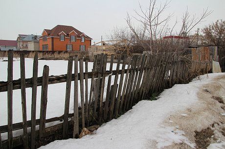 Жители Орловки, чьи дома идут под снос, отказываются от земли в пользу денег
