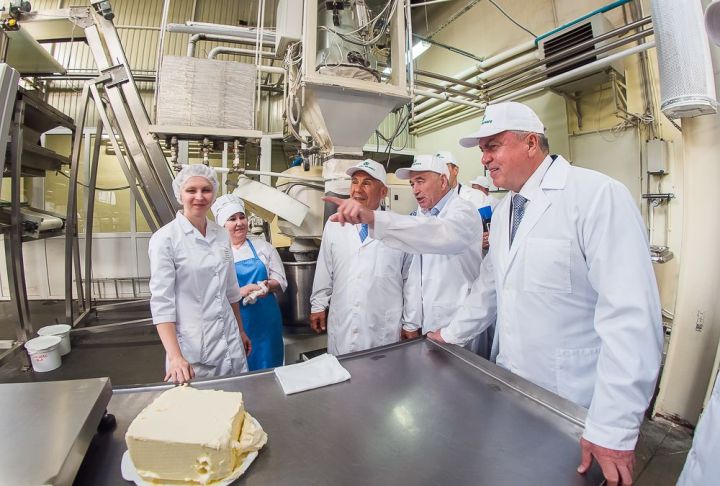 Рустам Минниханов ознакомился с производственными площадками «Челны-Хлеб»