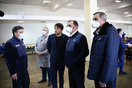 Когогин проверил, как сотрудники «КАМАЗа» защищены от коронавируса