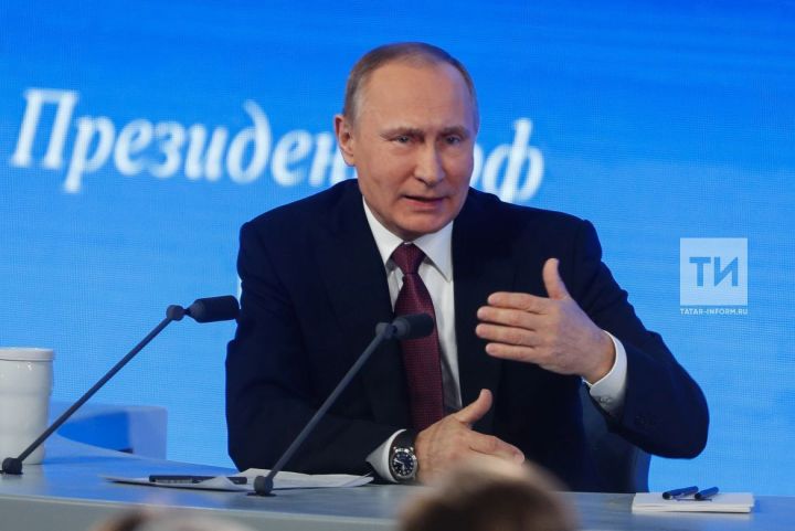 Владимир Путин: “Укучы балалары булган гаиләләргә ун мең сум акча түләнәчәк”