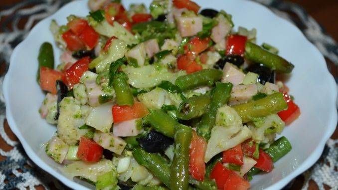 Брок­ко­ли һәм ку­зак­лы фа­соль­дән ви­та­мин­лы са­лат