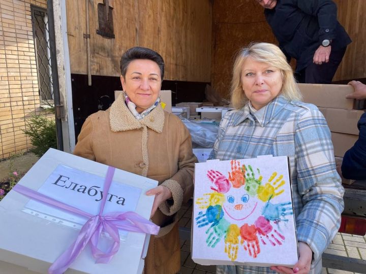 Чаллы хатын-кызлары солдатларны күчтәнәчләр белән сыйлаячак