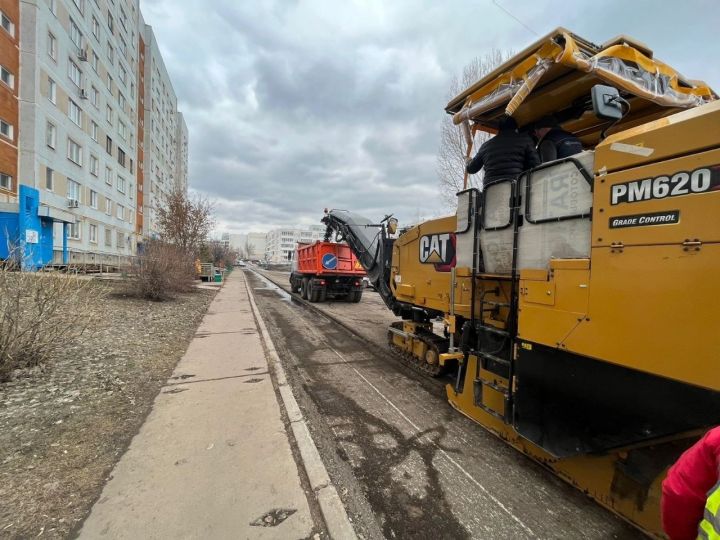 Чаллыда йорт ишегалларын төзекләндерә башладылар