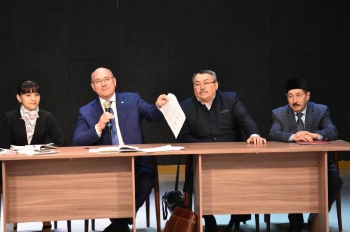 Чаллыда Бөтендөнья татар Конгрессының күчмә утырышы узды