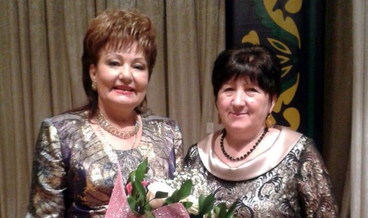 «Хәния, син киткәнгәме, матур тормышның бер ягы кителде кебек...»