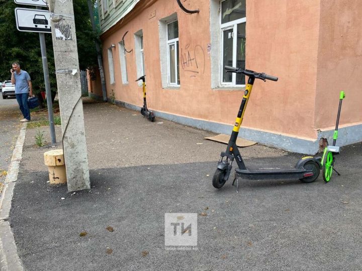 Чаллыда ир-ат самокатта йөрүче малайга суккан