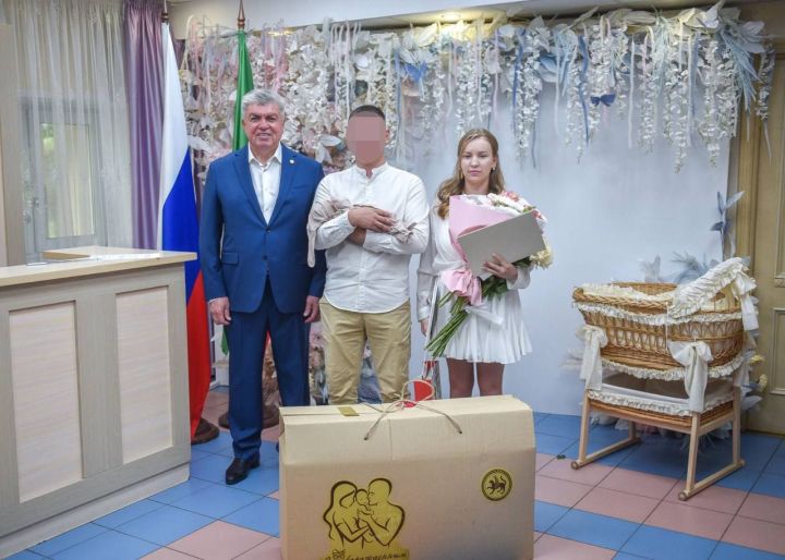 Чаллыда тагын ике хәрбинең баласы туды