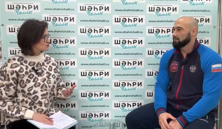 Көрәшче Азат Габдрәшитов: «Диетада утырсам да бер ризыктан баш тарта алмыйм»
