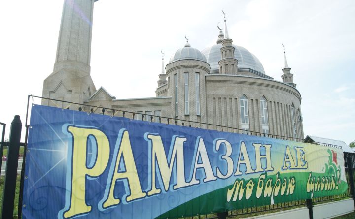 Ураза вакытында укол кадатырга, колакка яки борынга дару салырга ярыймы?