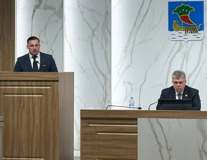 Наил Мәһдиев спорт идарәсе башлыгына: «Докладыгыз тулы түгел!»