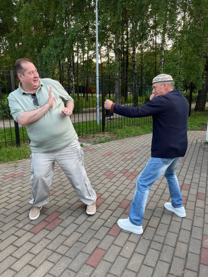 Винарис белән Равил көрәште. Кайсы җиңде?