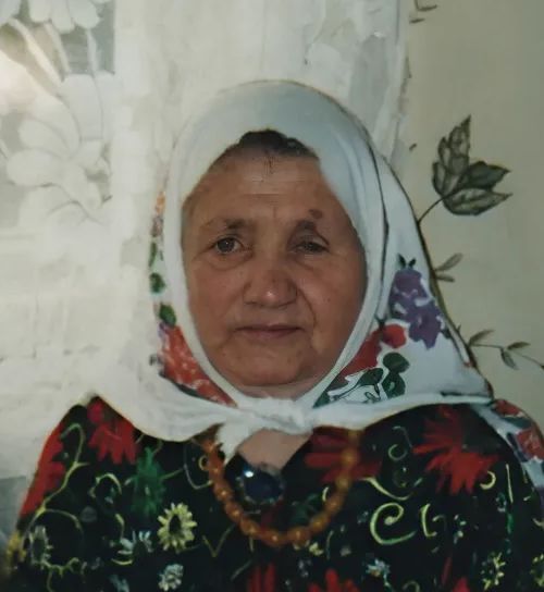 «Аллаһы Тәгалә мине туганнарыма догачы итеп саклагандыр»