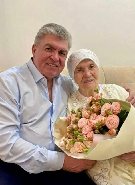Чаллы мэры Наил Мәһдиев туган көнен билгеләп үтә