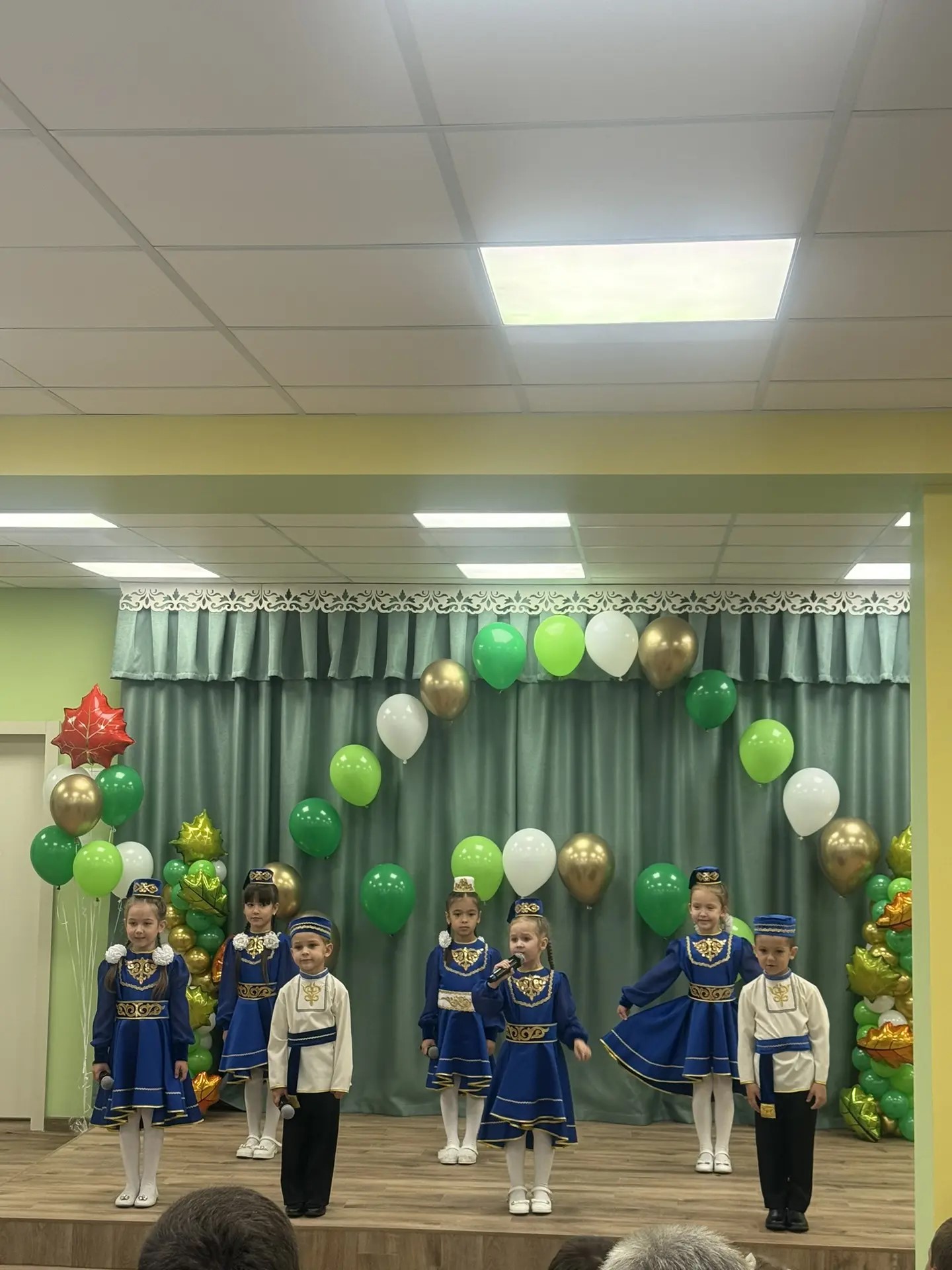 Бакчада тәрбияләнүчеләр чыгышы