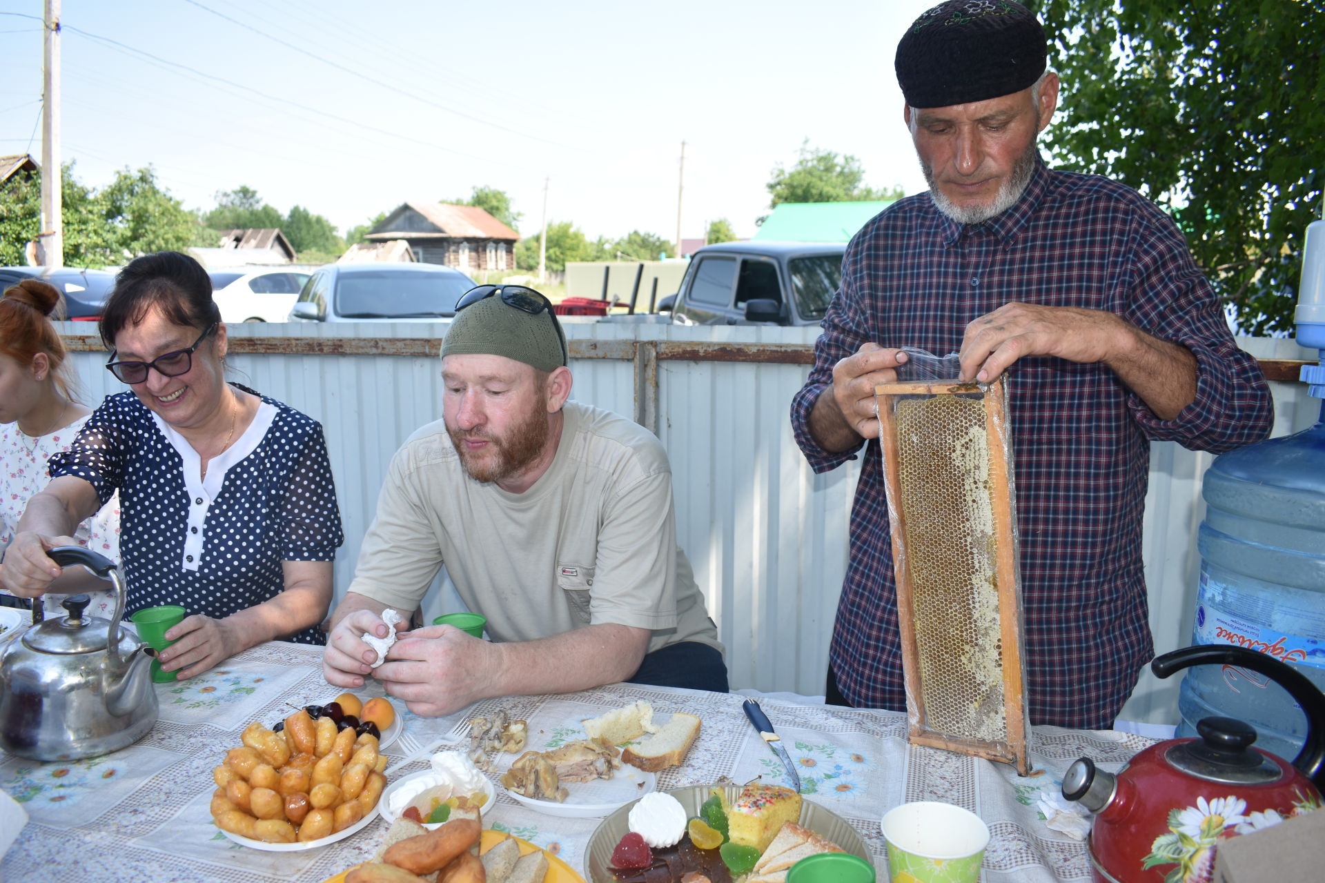 Минзәлә районы Чулпан авылында күркәм чара - туганнар очрашуы булды