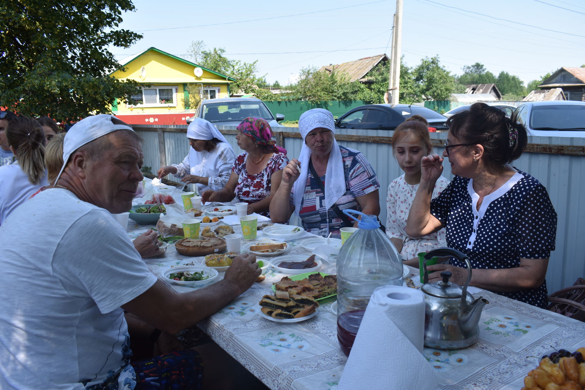 Минзәлә районы Чулпан авылында күркәм чара - туганнар очрашуы булды