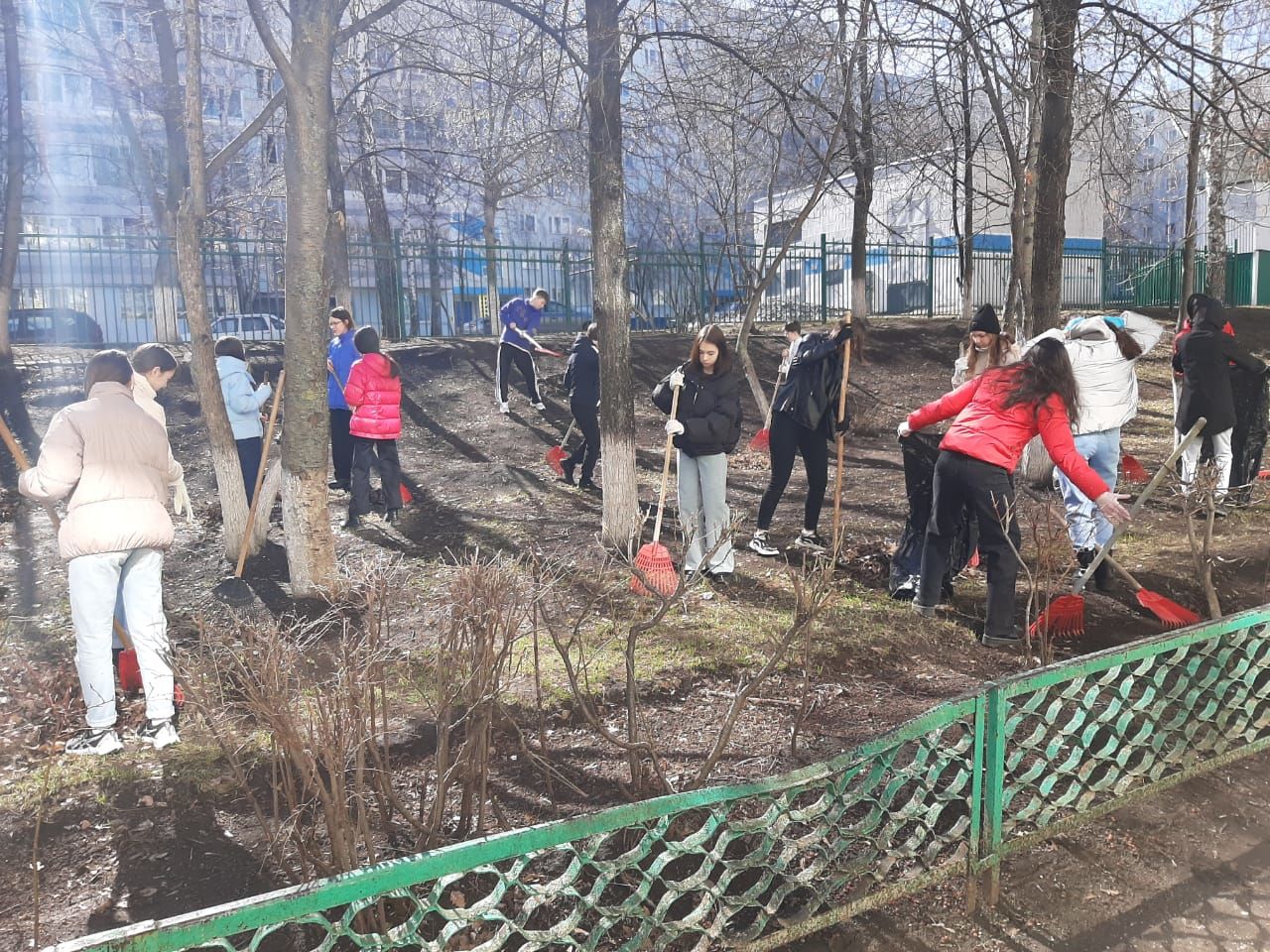 Чаллыда шәһәр өмәсендә 28 меңнән артык кеше катнашты - ФОТОЛАР