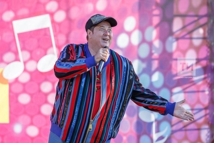 Җырчы Винарис Ильегет белән Лилия Хәмитованың туй көне билгеле