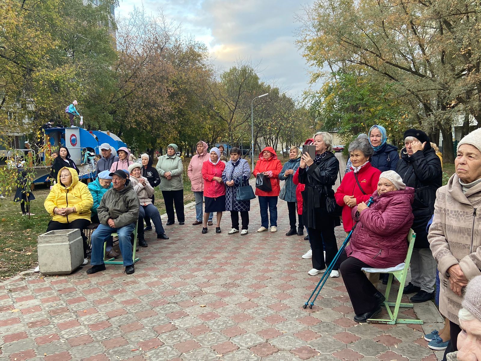 Концерт та карадылар, яшьлекләрен дә искә алдылар