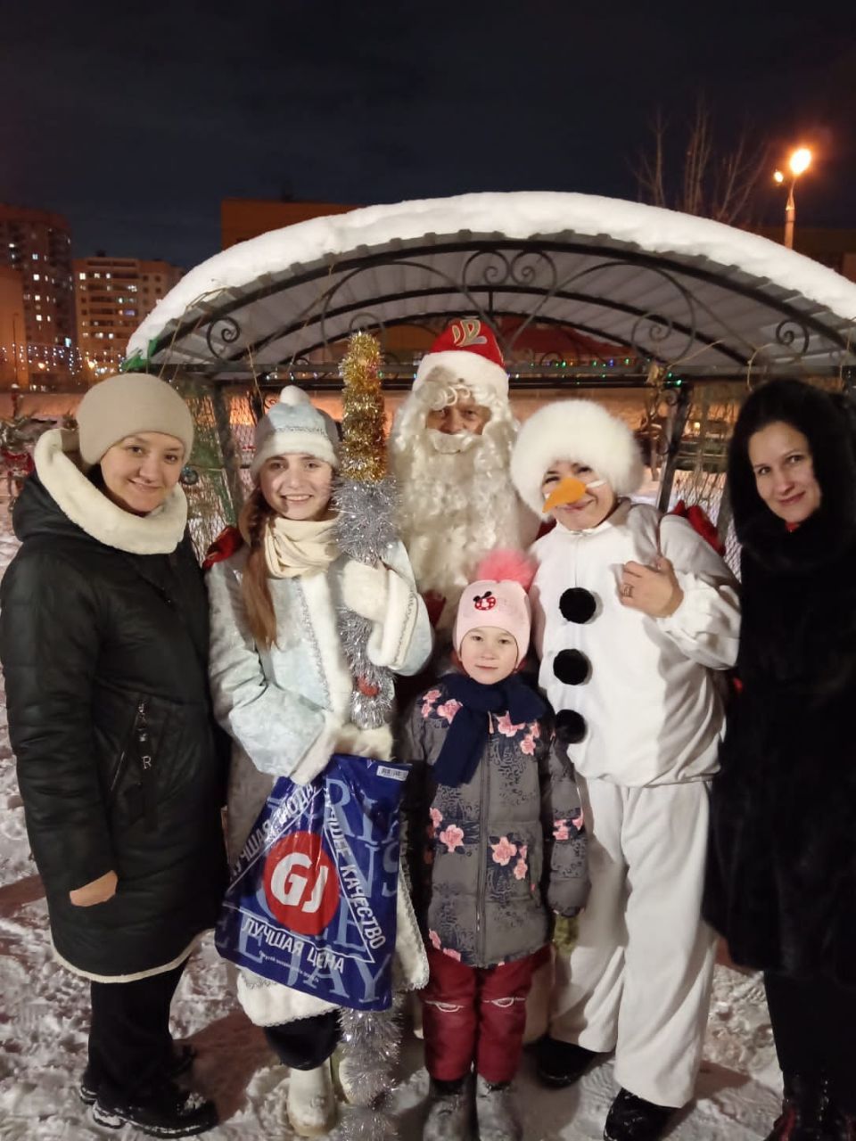 Чаллының 36нчы комплексына Кыш бабай килде
