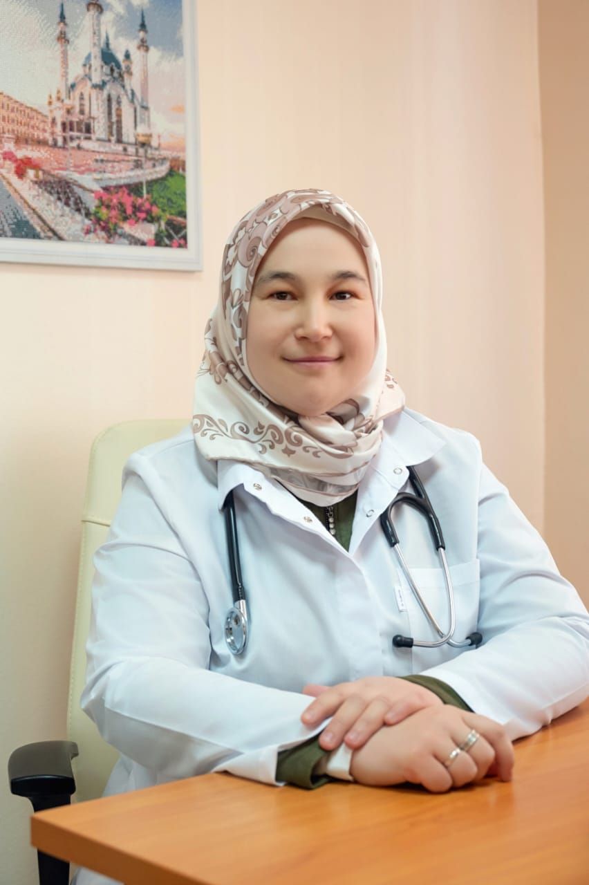 Табиб Альбина Бәшәрова: «Баллыны ашауны ничек киметергә?»