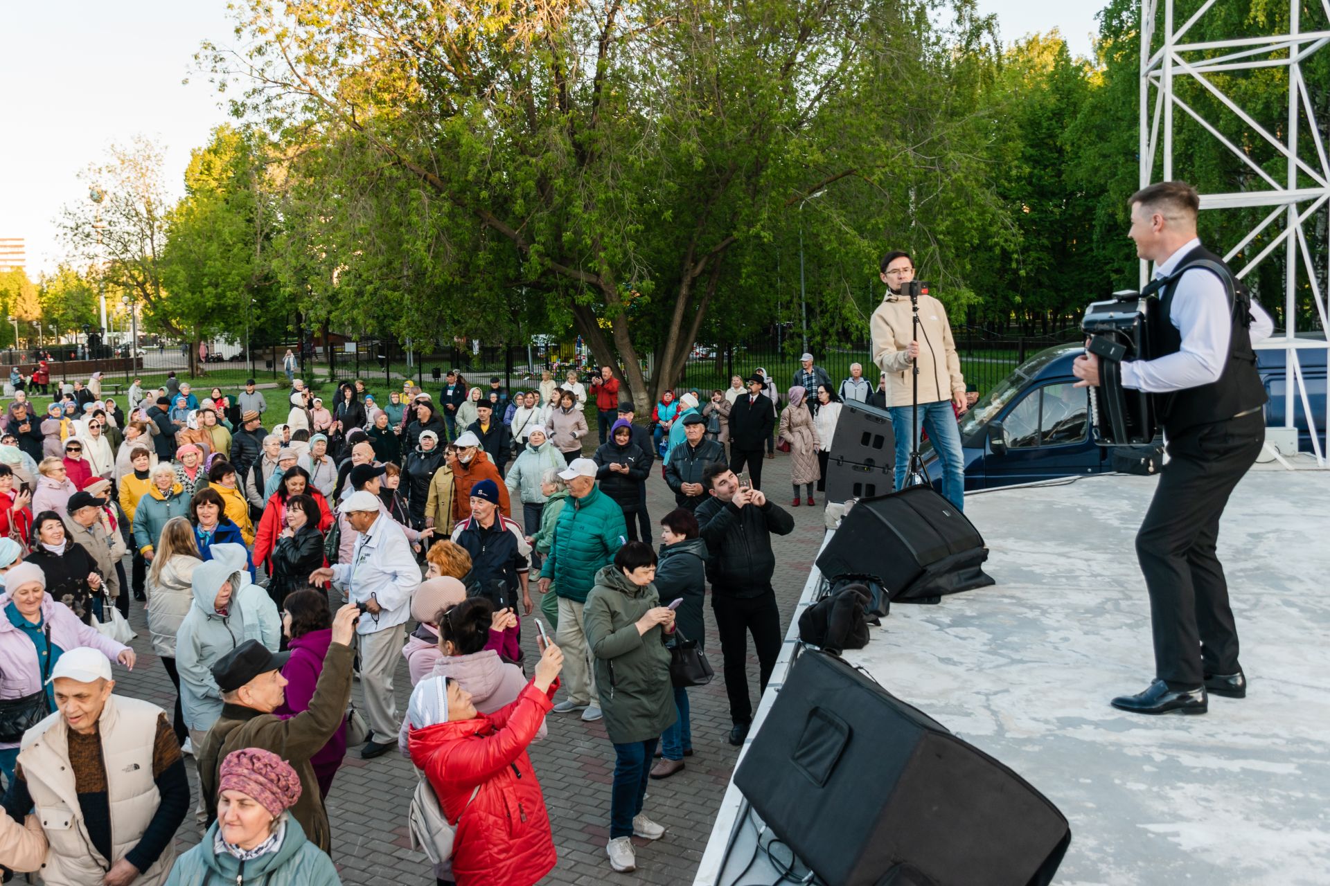 «Пятачок» дигәч, таякка таянып булса да килдем»