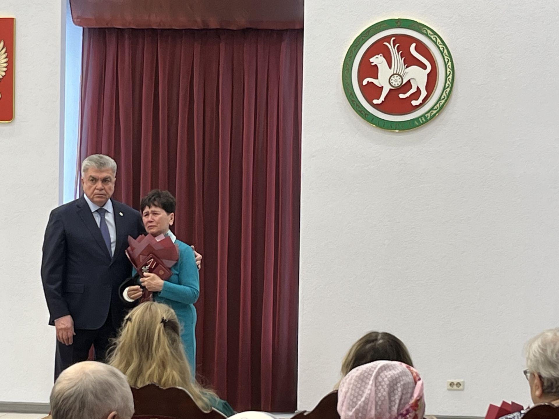 Чаллыда һәлак булган хәрбиләрнең якыннарына Дәүләт бүләкләре тапшырылды