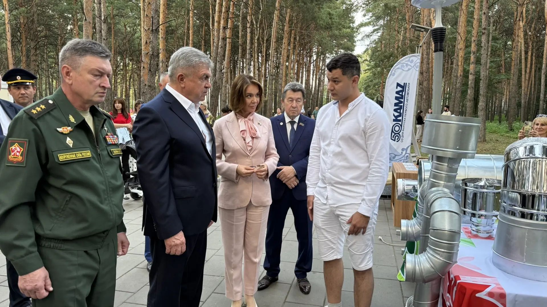 Чаллыда хезмәт кешеләрен хөрмәтләделәр. Фоторепортаж