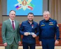 Фирдүс Тямаев эшкә кергән