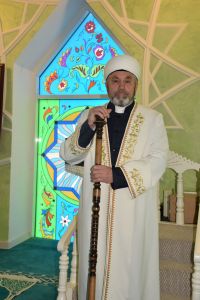 Әлфәс хәзрәт Ураза бәйрәме белән котлый