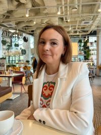 Иртә картаймыйк дисәгез...