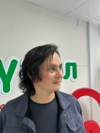 Марсель Мөсәвировның чәчен үстергәннәр