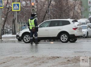 Махста исерек машина йөртүчеләрне ачыклау өчен чат-бот эшли башлый