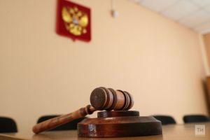 Фатирында наркопритон оештырган