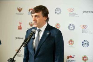 1 сентябрьгә кадәр Россиянең һәр мәктәбендә бәхәсләрне җайга салу комиссиясе төзеләчәк