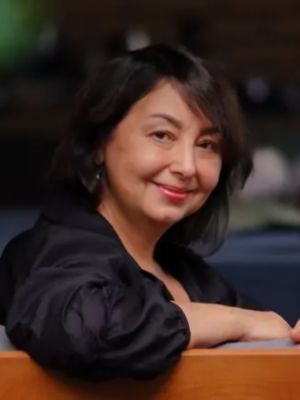 Зөлфия Солтанова: «Укучы редакторның киткәнен сизәргә тиеш түгел»