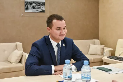 Чаллыга кунакка яңа министр килде