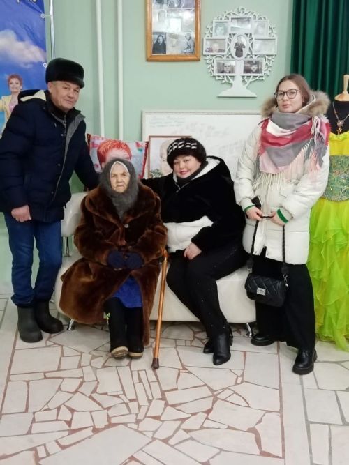 Хәния Фәрхинең сеңелесе могҗиза турында сөйләде.